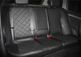 Чехлы Rival Ромб (зад. спинка 40/60) для сидений SsangYong Rexton II (ремень безопасности на задней спинке) 2007-2012, черные. Артикул SC.5301.2