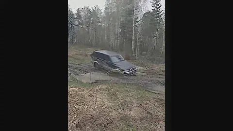 SsangYong Musso 2,9 MT на весеннее черноземе