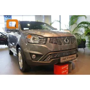 Решетка переднего бампера SsangYong Actyon (2013-)-0