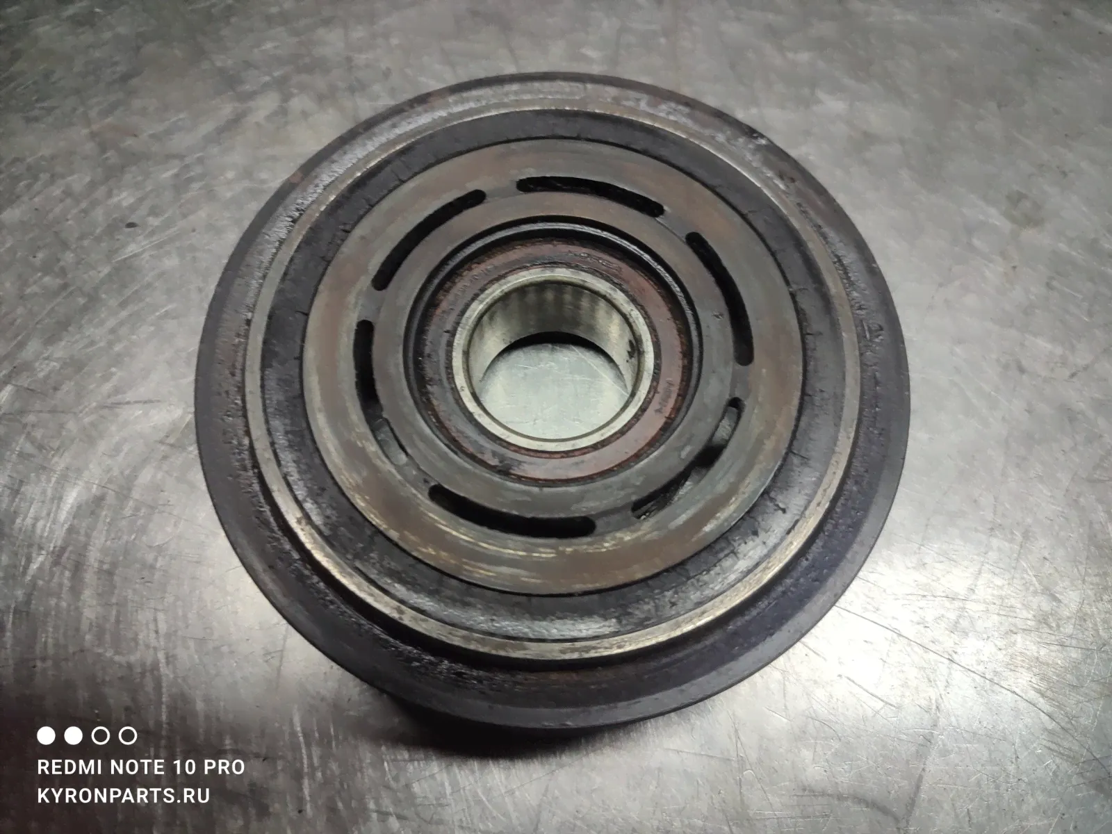 Шкив компрессора кондиционера Ssangyong Kyron D20DT 6652300511 в Москве-1